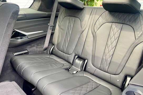 BMW X7 M60i xDrive