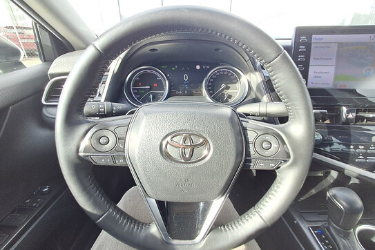 Toyota Camry Executive CVT