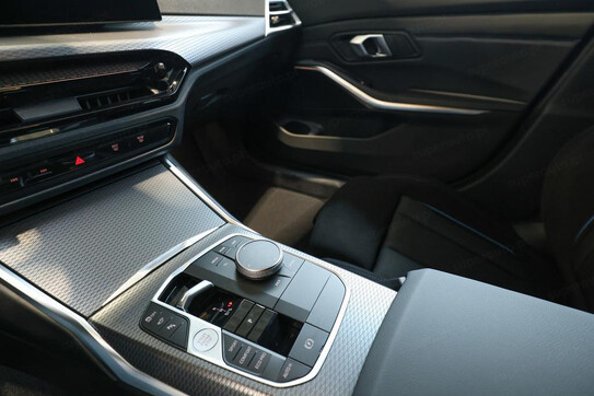 BMW Seria 3 Touring 330i xDrive M Sport
