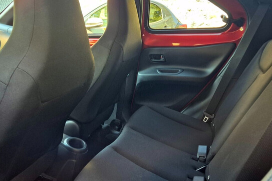 Toyota Aygo X 1.0 VVT-i Style