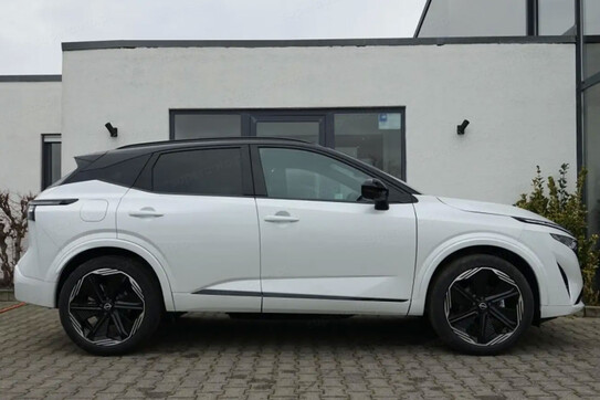 Nissan Qashqai N-Design XTRONIC 2WD 1.3 DIG-T MHEV