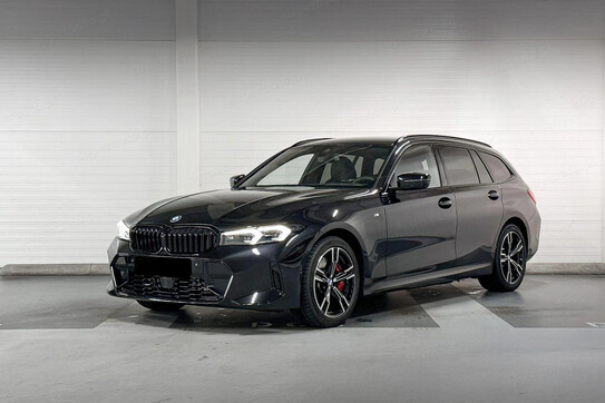 BMW Seria 3 Touring 330i xDrive M Sport