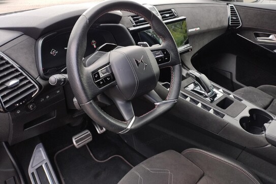 DS DS7 Performance Line + 1.6 E-Tense  aut