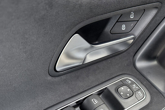 Mercedes CLA 200 AMG Line