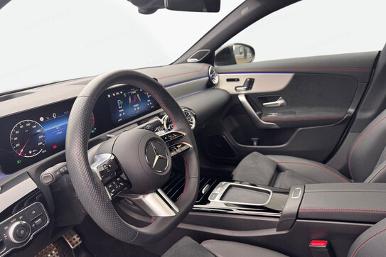 Mercedes CLA 250 mHEV 4-Matic AMG Line 8G-DCT
