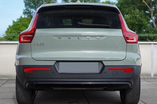 Volvo XC40 B4 Plus Dark