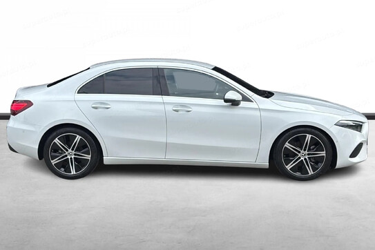 Mercedes Klasa A Sedan 200 d Progressive