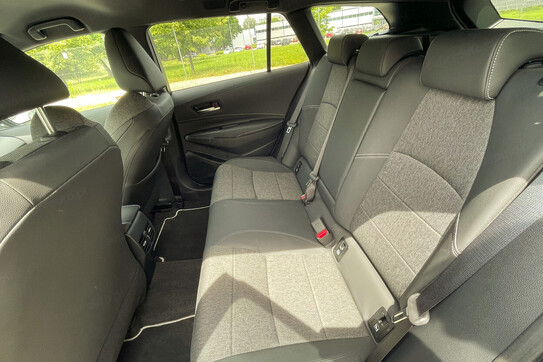 Toyota Corolla 1.8 Hybrid Style