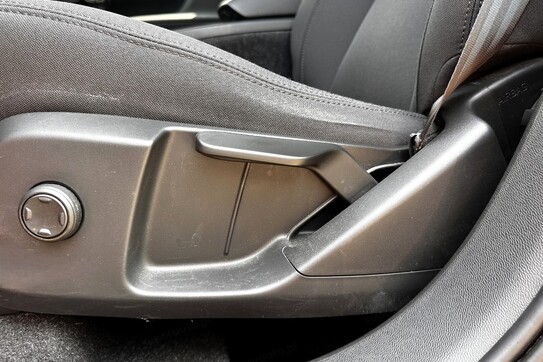 Volvo XC40 T3 Momentum Pro aut
