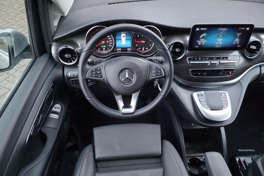 Mercedes V Klasa 250 d 4-Matic Avantgarde (długi)