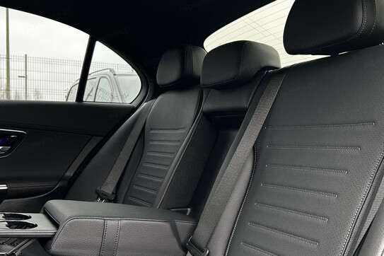 Mercedes Klasa C 200 4-Matic AMG