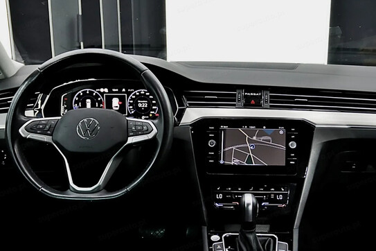 Volkswagen Passat 2.0 TSI Elegance DSG