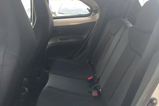 Toyota Aygo X 1.0 VVT-i Executive