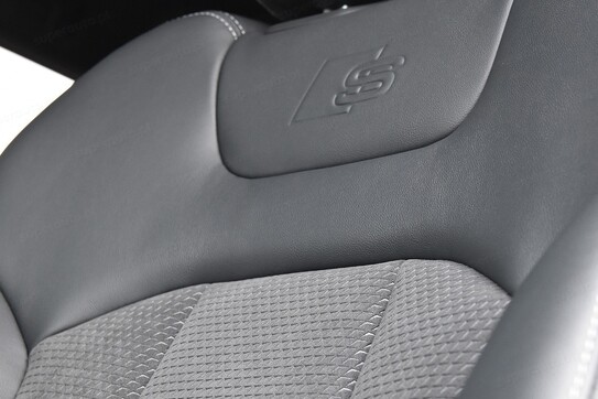Audi Q7 45 TDI quattro S Line