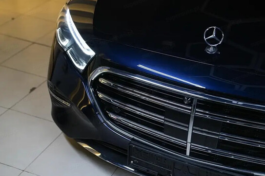 Mercedes E Klasa 300 de  4-Matic Exclusive