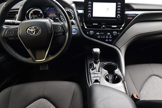 Toyota Camry 2.5 Hybrid Comfort