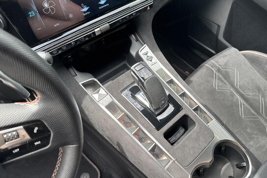 DS DS7 Performance Line 1.5 BlueHDi  aut