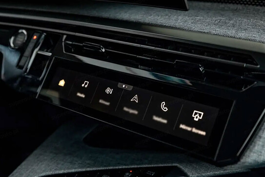 Peugeot 3008 GT e-DCS6 1.2 PureTech mHEV