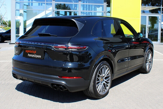 Porsche Cayenne Platinum Edition