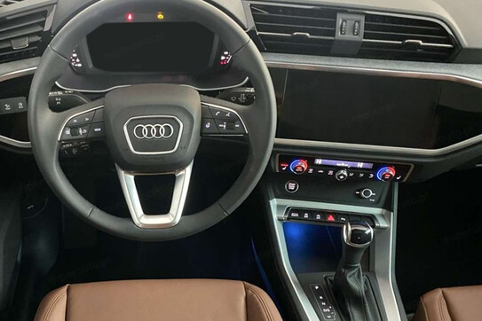 Audi Q3 35 TFSI S line