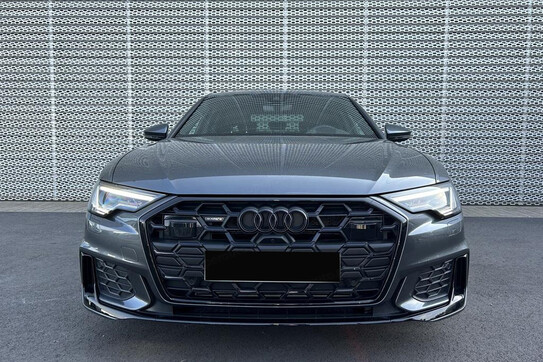 Audi A6 55 TFSI e quattro S Line