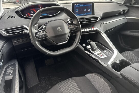 Peugeot 3008 Active Pack  1.2 PureTech S&S EAT8