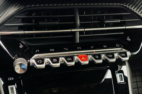 Peugeot 2008 1.2 PureTech Allure S&S EAT8