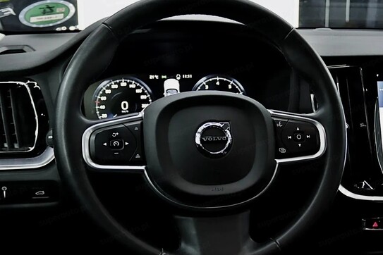 Volvo V60 B3 B R-Design aut
