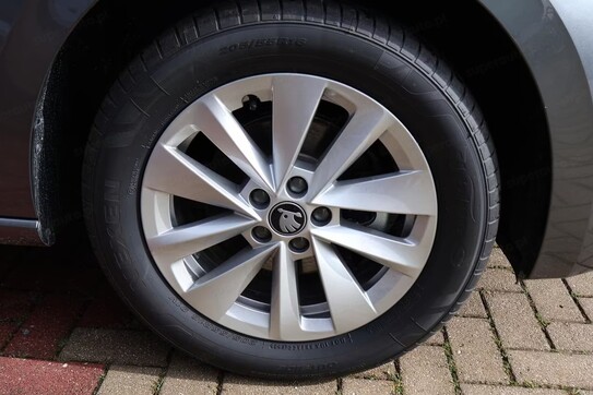 Skoda Scala Selection Edition 130 1.0 TSI DSG
