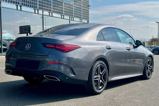 Mercedes CLA 200  AMG Line