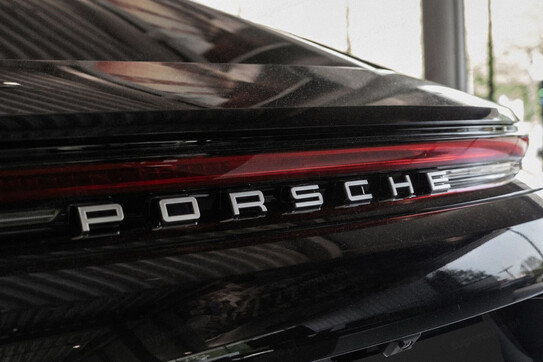 Porsche Panamera 4 E-Hybrid