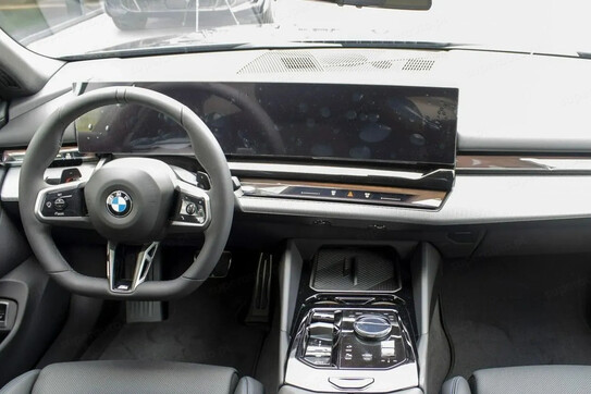 BMW Seria 5 520d M Sport