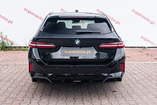 BMW Seria 5 Touring 520d xDrive M Sport