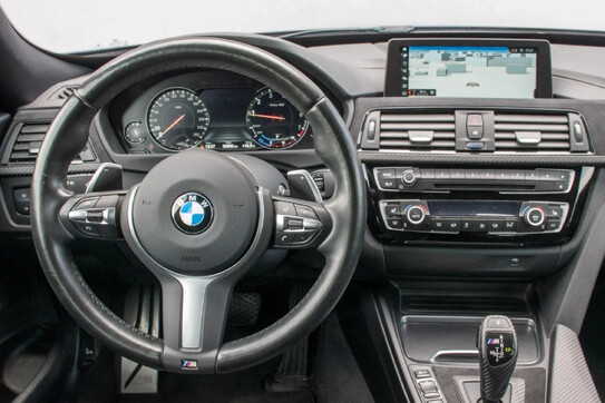 BMW Seria 3 Gran Turismo 330i xDrive M Sport