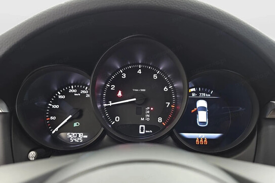 Porsche Macan Standard