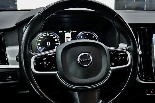 Volvo V90 D5 AWD Momentum aut