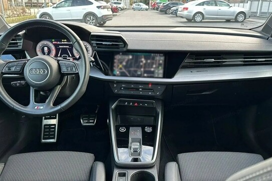 Audi A3 30 TDI S Line S tronic