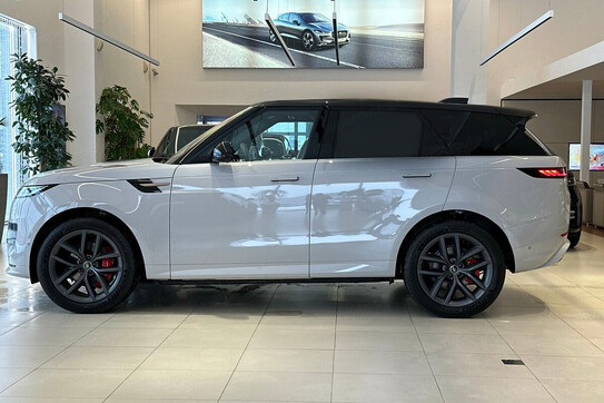 Land Rover Range Rover Sport D300 Dynamic SE
