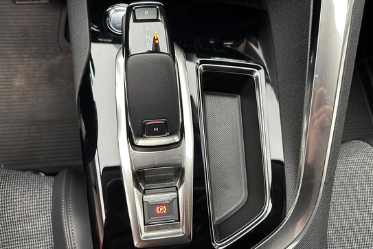 Peugeot 3008 1.2 PureTech GPF Allure S&S EAT8