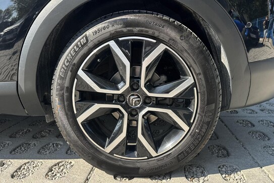 Citroen C4 e-C4 EV136 50kWh Shine