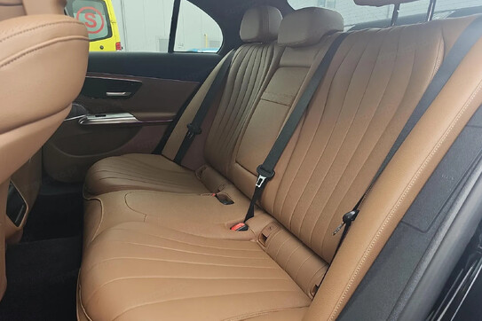 Mercedes E Klasa 300e  4-Matic AMG 9G-Tronic