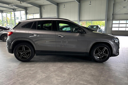 Mercedes GLA 200  AMG Line
