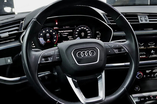 Audi Q3 35 TFSI S tronic