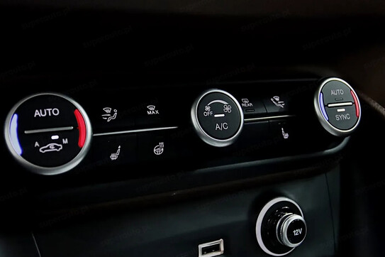 Alfa Romeo Stelvio 2.0 Turbo Veloce Q4 aut