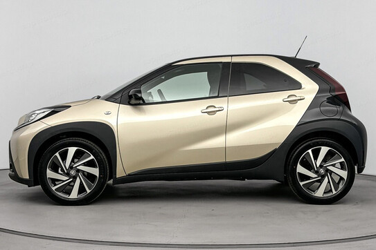 Toyota Aygo X Executive 1.0 benzyna