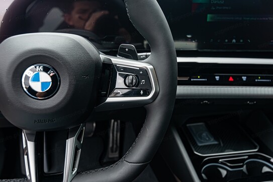 BMW Seria 5 Touring 520d xDrive M Sport
