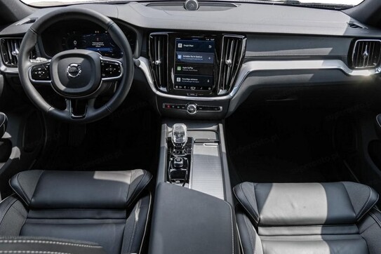 Volvo S60 B5 B AWD Ultimate Dark aut