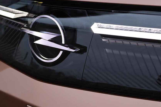Opel Grandland X GS Standard Range Electric 73kWh