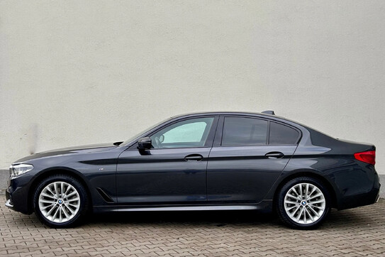 BMW Seria 5 520d xDrive M Sport sport-aut