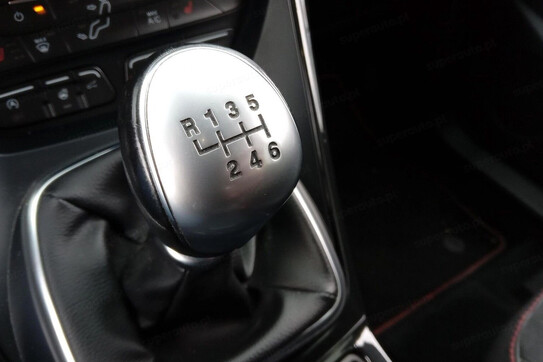 Ford Kuga 1.5 EcoBoost FWD ST-Line